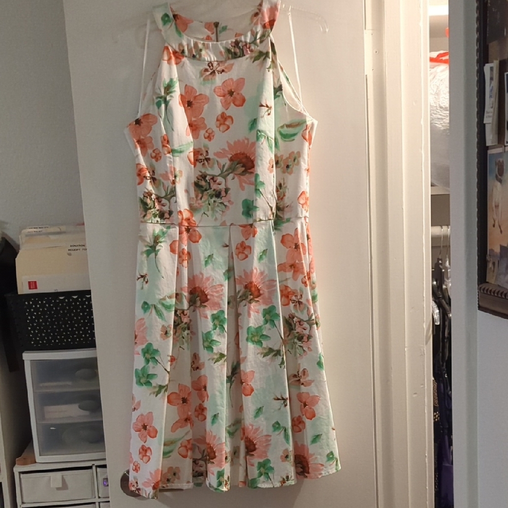 Floral Sleeveless Dress - White and Orange